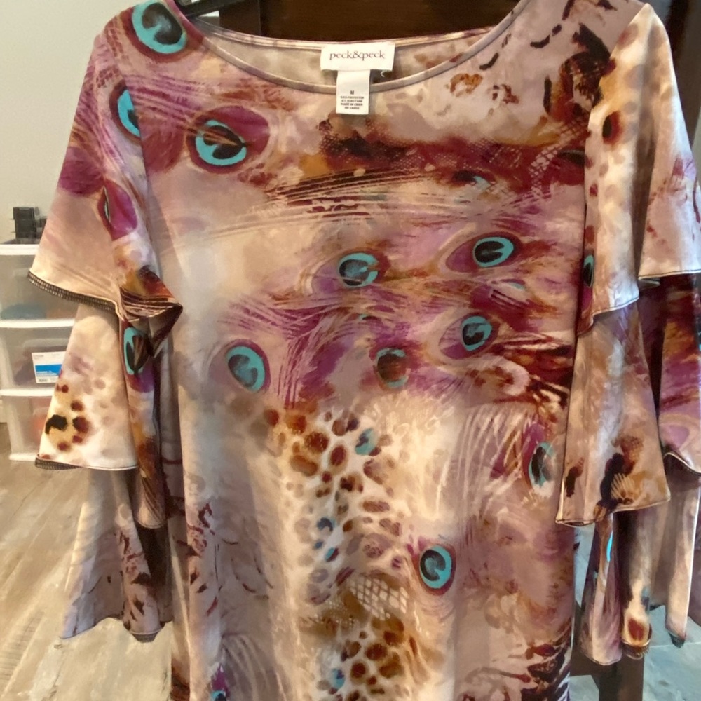 Peck & Peck blouse top in peacock pattern, size Medium
